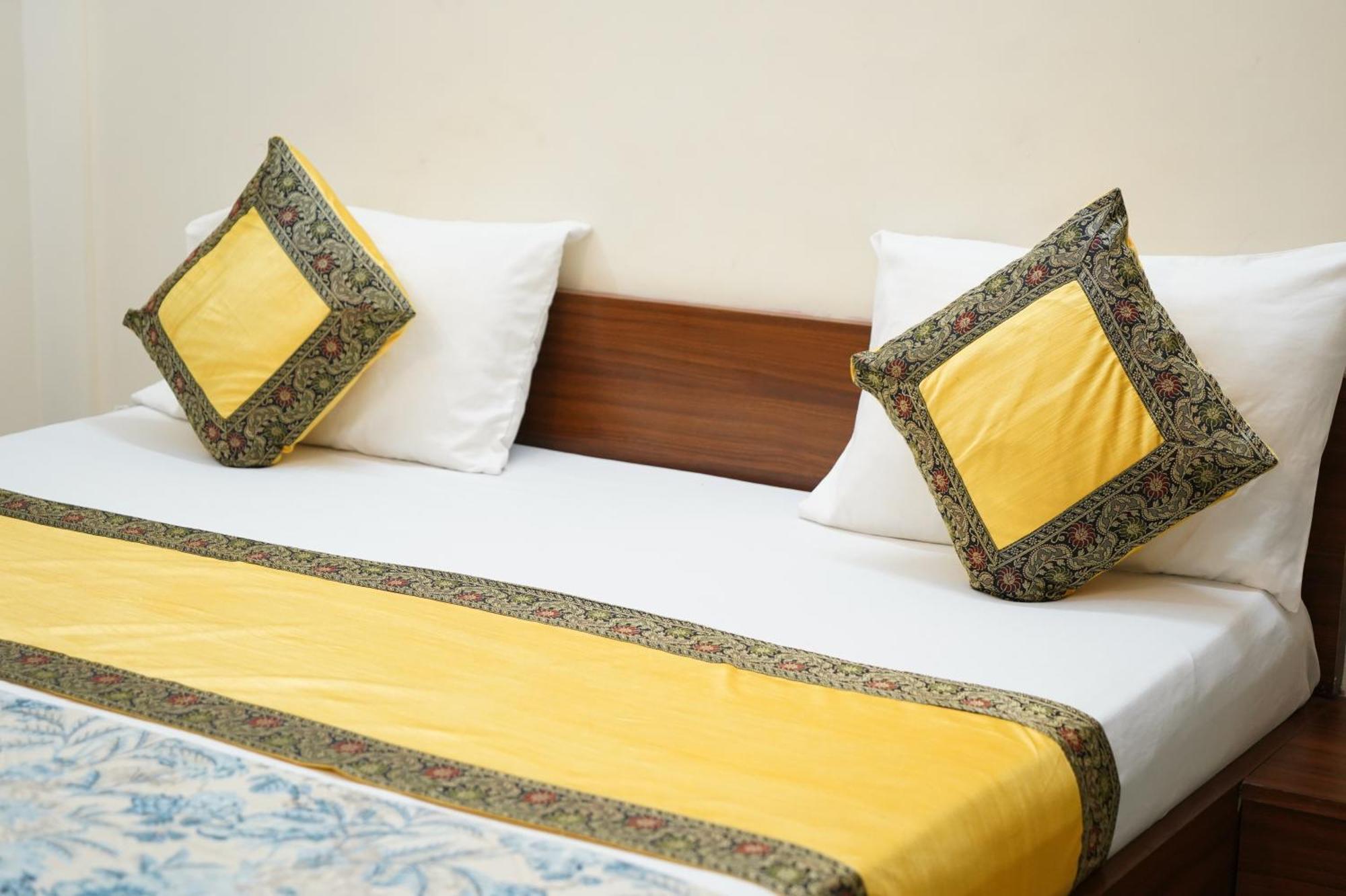 Kashi Paradise Stay Varanasi Exterior foto